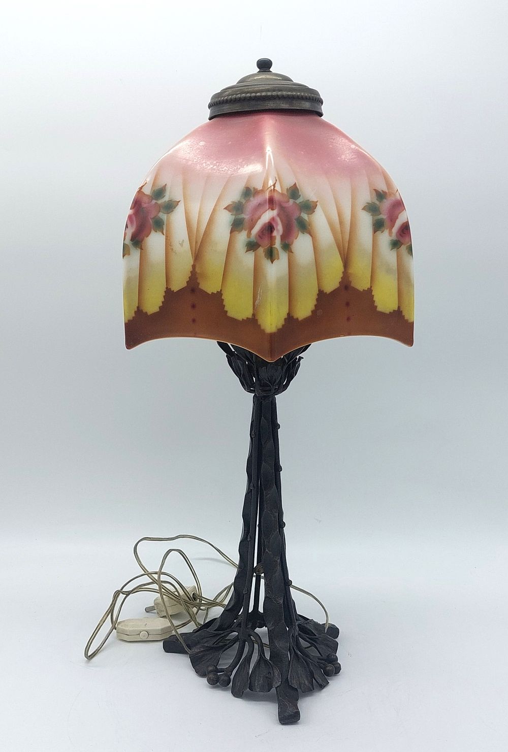 Vintage Antiguidades | Auction 122 | Antiques