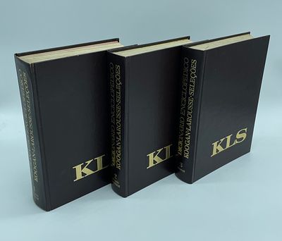 Koogan Larousse Encyclopedic Dictionary Selections. Three-volume ‘Koogan Larousse Encyclopaedic 