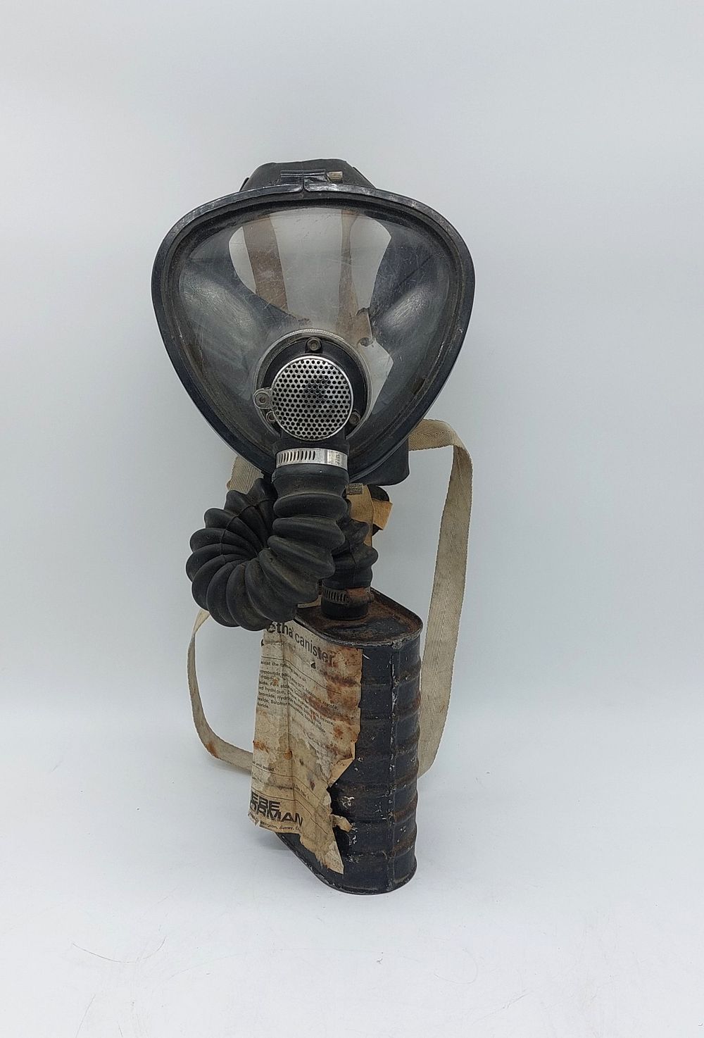 Old Siebe Gorman Puretha Canister Gas Mask
. Mask with tube and filter with head support straps 