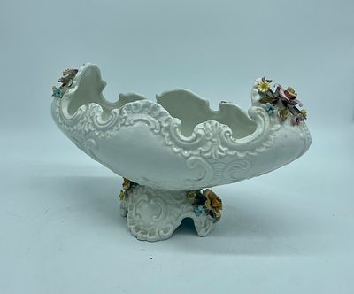 European porcelain flower box
. European porcelain flower box, moulded and embossed. Oval-shaped