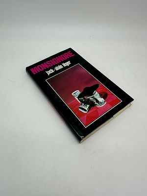 Book 'Monsignore’ by Jack-Alain Léger, translated into Portuguese by Eduardo Cambreses and