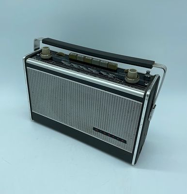 Riviera radio from Minerva. Riviera radio from Austrian brand Minerva. Inscriptions in German.
