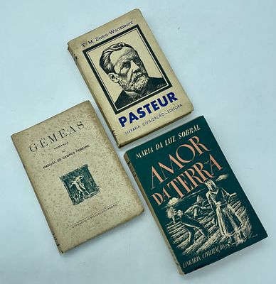 Three Books published by Livraria Civilização. Three softcover books published by Livraria 