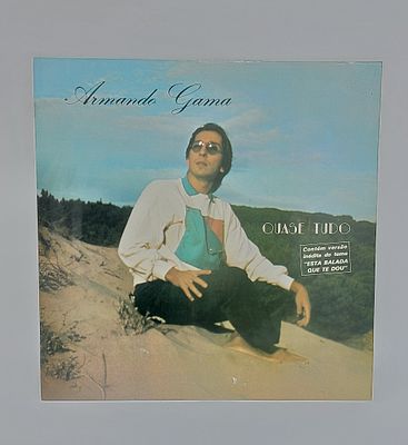 Armando Gama Almost Everything Vinyl LP
. Signed by the singer, with dedication. LP album 