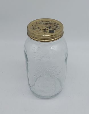 Glass Bottle with Metal Lid
. Cylindrical body, with metal screw-on lid, Quatro Stagionie, with 