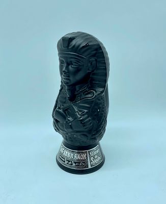 Sealed Tutankhamon Sinuhe liqueur. Sealed Tutankhamon bottle Sinuhe liqueur. Bottle in the shape 