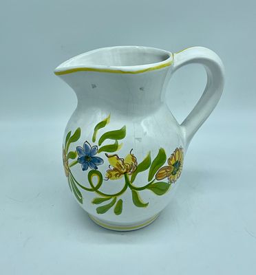 Porcelain vase. Hand-painted porcelain vase with polychrome floral and plant motifs. Bowl-shaped 