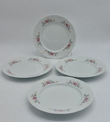 Four Plates in Portuguese Porcelain
. Molded and relief, marked on the base, SPAL, cut edges and 
