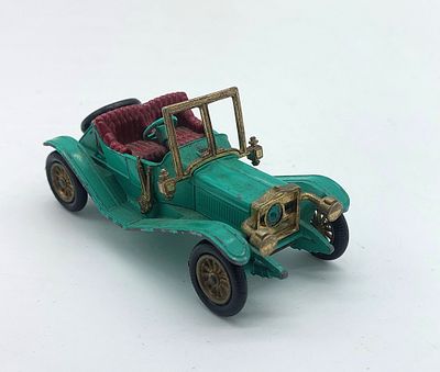 Miniature Maxwell Roadster No. Y-14
. Vintage models, made in England by Lesney, 1/43 scale 