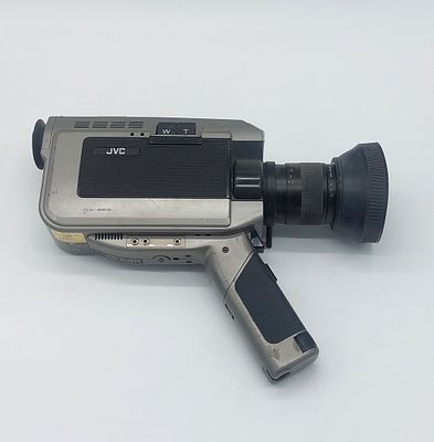 JVC GX-88E Camcorder
. Video camera from the 80s, with signs of use, not tested. Dimensions: 