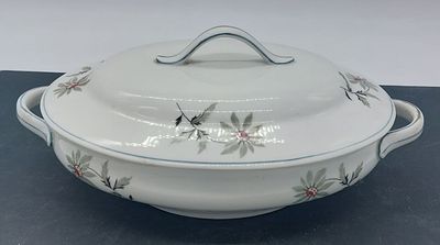 Tureen With Lid In Portuguese Porcelain
. Molded and relief from the Vista Alegre factory 