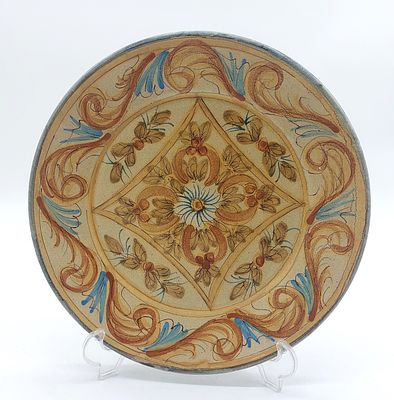 Prato Decorativo Olaria Portuguesa. Marcado na base, Almancil Algarve, corpo de formato redondo 