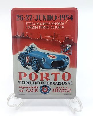 Placa Publicit&aacute;ria em Metal 1&ordm; Grande Pr&eacute;mio Porto . Corpo em formato retangular, 2&ordf; ta&ccedil;a da 