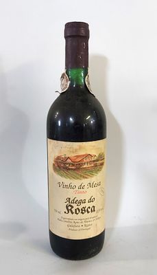 A Bottle of Adega do Rosca Red Table Wine
. A 750 ml bottle of Adega do Rosca red table wine 