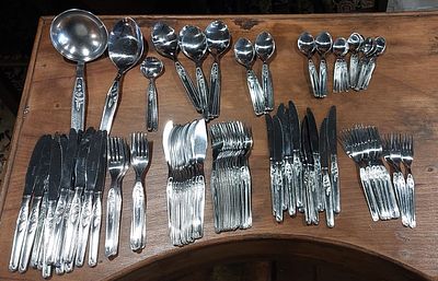 124-Piece Cutlery Set
. Stainless steel bodies, marked, one ladle, one serving spoon, two sauce 