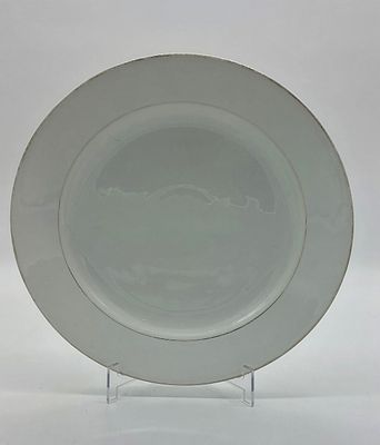 Large Round Plate in Portuguese Porcelain
. Molded and embossed from the Vista Alegre factory 