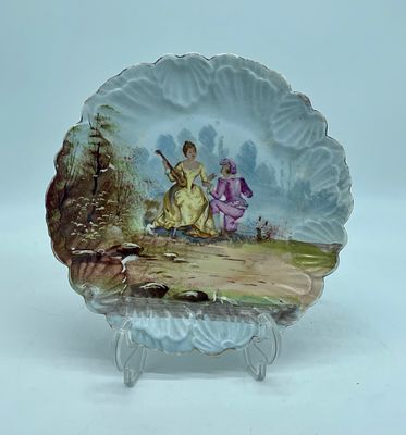 Decorative Porcelain Plate
. Decorative porcelain plate with polychrome illustration. The piece 