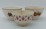 Three Bowls in Portuguese Faience
. Marked on the base, floral decoration in polychrome with Image - 2
