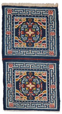 Coppia di sedute. Tibet. 116x64 cm ca. Coppia di sedute. Tibet. Circa 1900. Eccellente stato di 