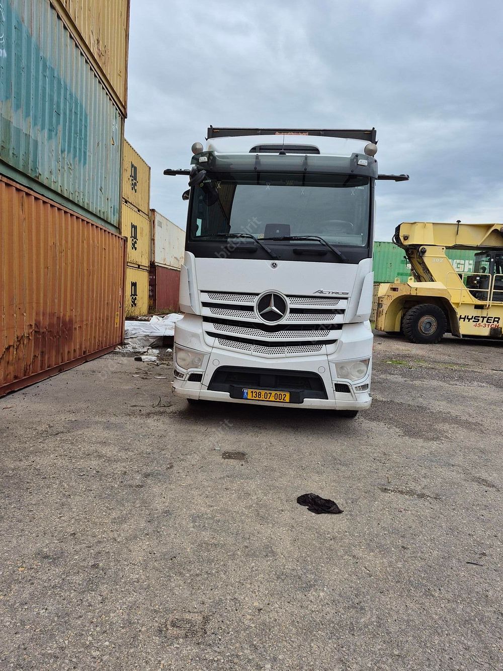 פוארטי-סולומונוב משרד עורכי דין ונוטריון | משאית מכונס נכסים