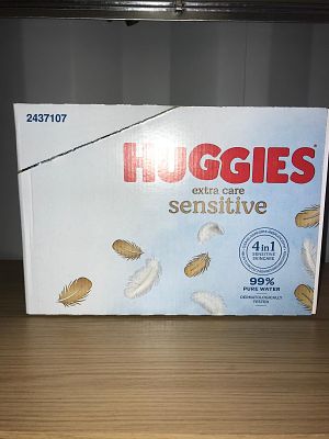 HUGGIES PURE CARE BABY WIPES, FULL BOX, 12 X 56 WIPES. 12 PACKS OF 56 HUGGIES PURE CARE BABY