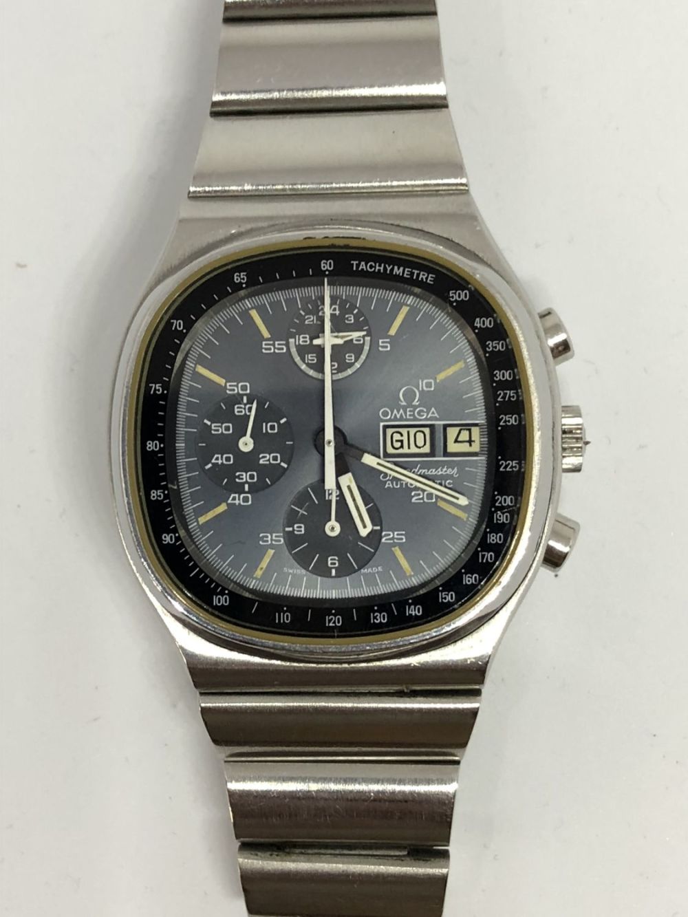 Watch: Omega 
Model: Speedmaster TV 
. Age: The 70-th Case: 