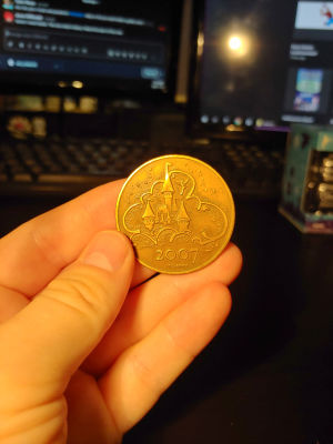 Disneyland 2007 Where Dreams Come True WDTC Coin