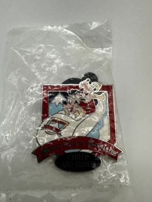 DLR 2009 - Matterhorn Bobsleds Collection - Goofy and Max. Item is available for pickup in 