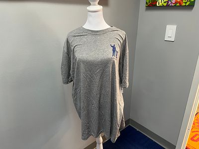 WDW 50th Anniversary Grey T-shirt Size XL. This item qualifies for $12 flat rate shipping.