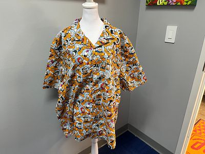Duck Family Button-Up Size XL. This item qualifies for $12 flat rate shipping.