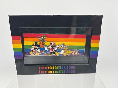 Fab 5 plus Chip and Dale Rainbow Boxed Pin LE2500. This item qualifies for $12 flat rate shipping.