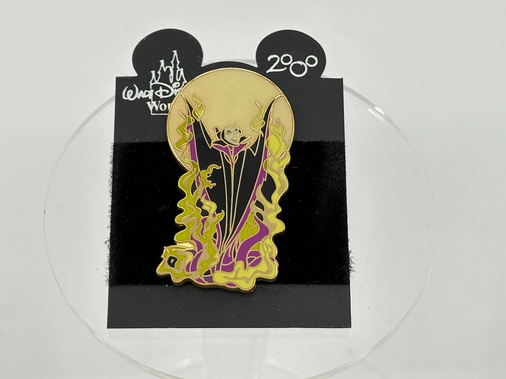 Maleficent Glow in the Dark Pin // EPCOT Pin Celebration 2002 . This open edition pin was 