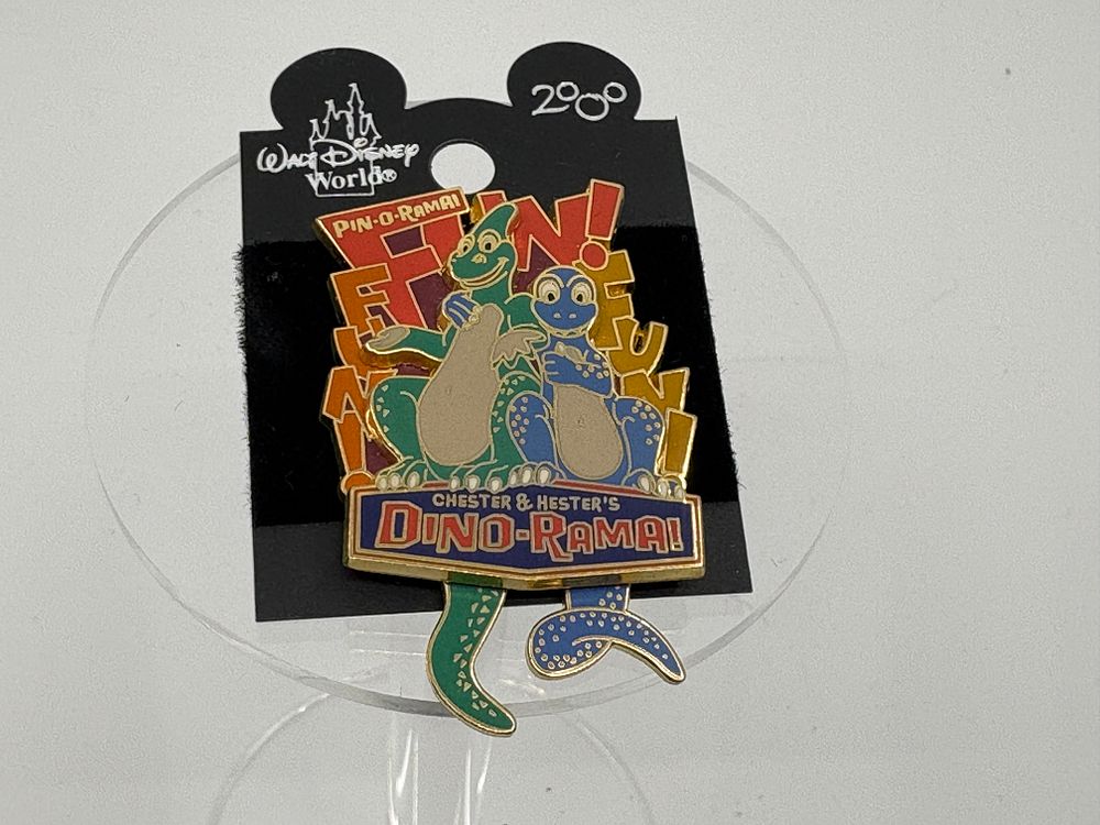 Chester and Hester's Dino-Rama! Tail Slider Pin LE1500 // Pin-O-Rama Event 2002. Pin Event 