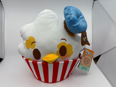 Large Popcorn Donald Duck Munchling