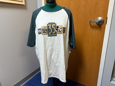 Hollywood Studios 35 Years Raglan-Type T-Shirt (New/3X)