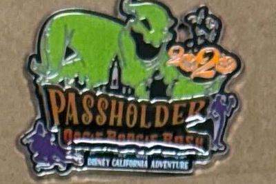 Oogie Boogie Bash Passholder Pin