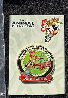 Disney's Animal Kingdom 5th Anniversary Passholder Treasure Hunt Gift Pin. PP23122