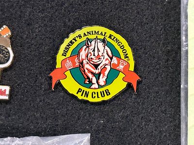 Disney's Animal Kingdom Pin Club Cast Exclusive Pin LE500. PP4938