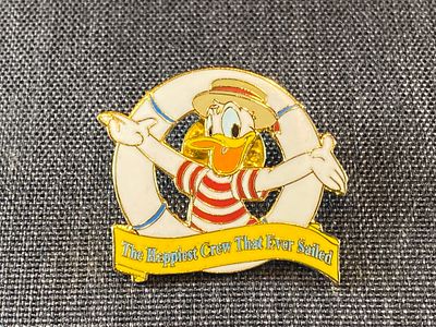 2001 Official Disneyana Convention Cast Security Donald The Happiest Crew that Ever Sailed Pin
