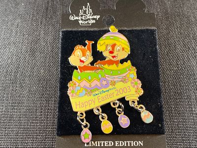 Walt Disney World Happy Easter 2003 Chip & Dale Pin LE3500