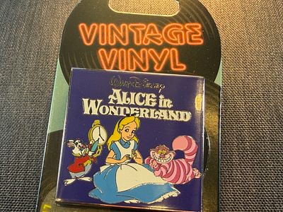 Vintage Vinyl Series Alice in Wonderland Pin LE2000