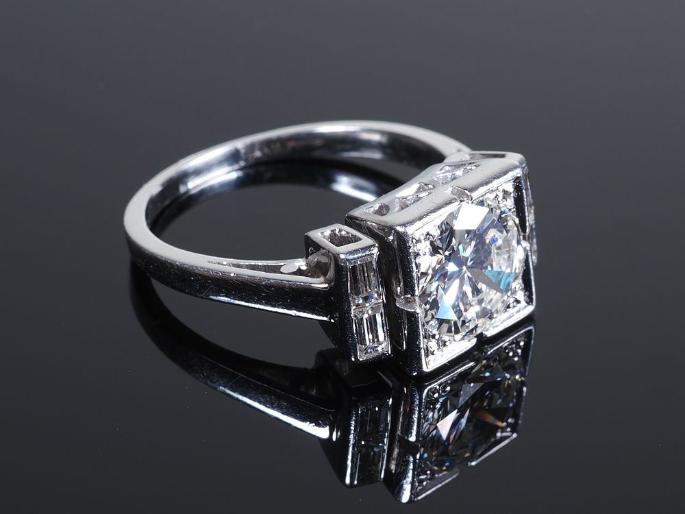 Wersching Auktionen | Auction 14 | Spring Auction 2026: Jewellery | Art | Antiques | Military History & Collectables
