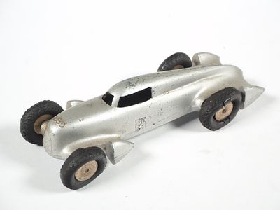 Ancienne Voiture Miniature Märklin 5521/2 Auto Union Rennwagen N°2 – Tôle Peinte Argentée, état D'usage, Collection