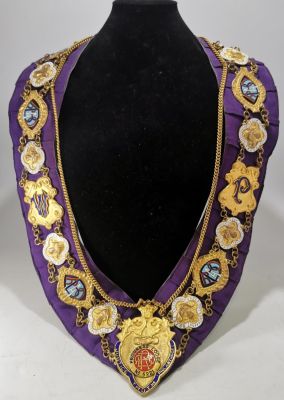 VINTAGE R.A.O.B. REGALIA CHAIN OF OFFICE ENAMELLED JEWEL COLLAR CONSISTING OF 20 ENAMELLED 