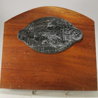 VINTAGE STAFFORDSHIRE BLACK COUNTRY MUSEUM METAL PLAQUE ON HARDWOOD MOUNT 10 X 9 INCHES