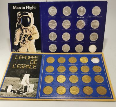 2 X MAN IN FLIGHT COIN COLLECTIONS FROM SHELL OIL 1 ENGLISH, 1 FRENCH 1969 (1 COIN MISSING IN EACH)