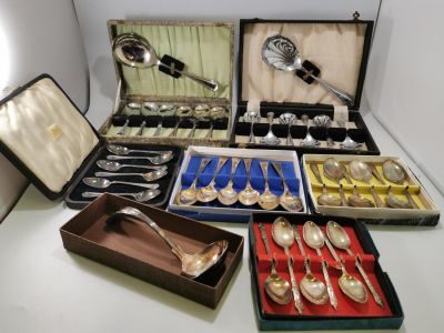 7 X VINTAGE BOXED FLATWARE, SPOONS , SERVING SPOONS &amp; LADLE