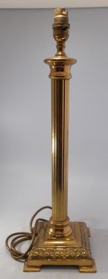 TALL VINTAGE BRASS COLUMN LAMP WITH PEDESTAL - 20 INCHES IN HEIGHT