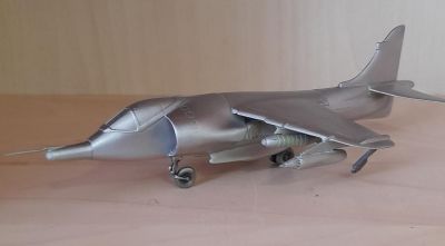 DESIGNER PEWTER 1969 JUMP JET 'HAWKER SIDELY HARRIER' IN VGC - 8 INCHES IN LENGTH