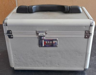 ALUMINIUM CASE WITH NEW COMBI LOCK, INSIDE POUCH &amp; MIRROR 12 X 8 X 8 INCHES